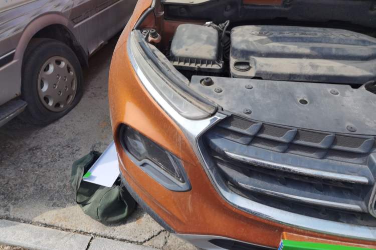 Used Baojun 510 2017 1.5L Manual Luxury Model Right Front Headlight