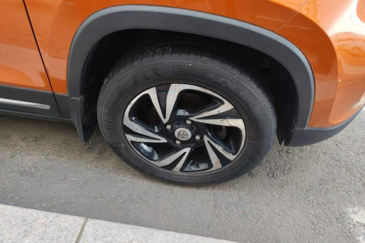 Used Baojun 510 2017 1.5L Manual Luxury Model Right Front Wheel Hub