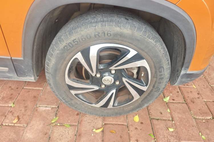 Used Baojun 510 2017 1.5L Manual Luxury Model Right Front Wheel Hub