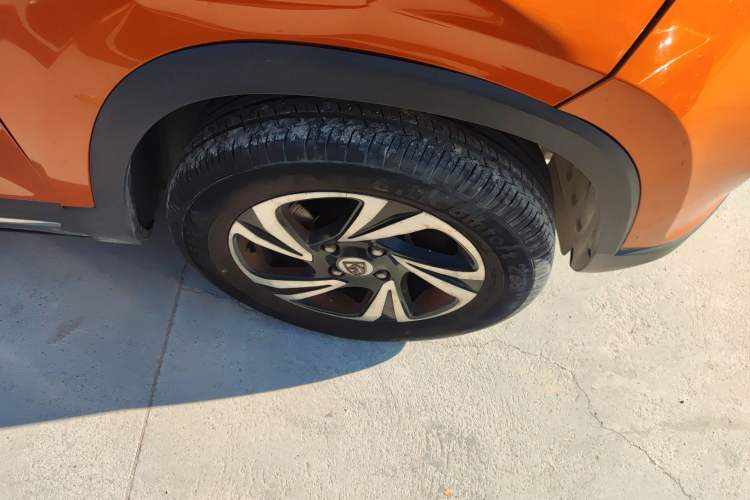 Used Baojun 510 2017 1.5L Manual Luxury Model Right Front Wheel Hub