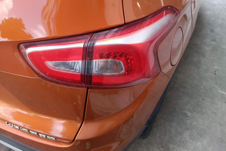 Used Baojun 510 2017 1.5L Automatic Fashion Model Right Rear Taillight