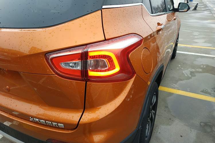 Used Baojun 510 2017 1.5L Automatic Luxury Model Right Rear Taillight