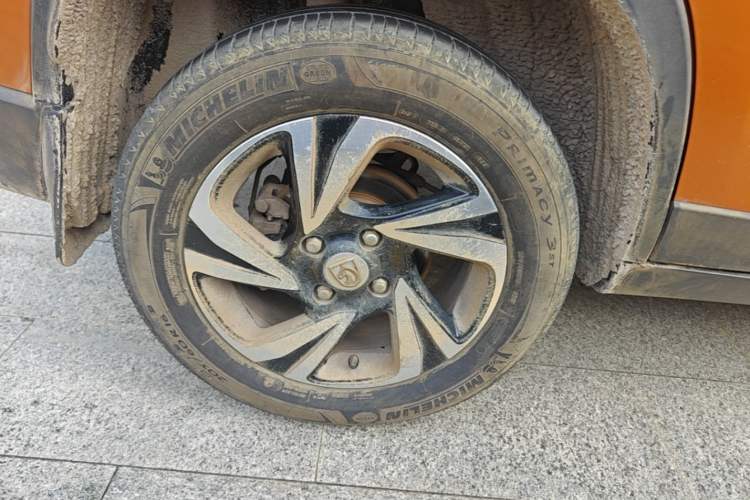 Used Baojun 510 2017 1.5L Automatic Luxury Model Right Rear Wheel Hub