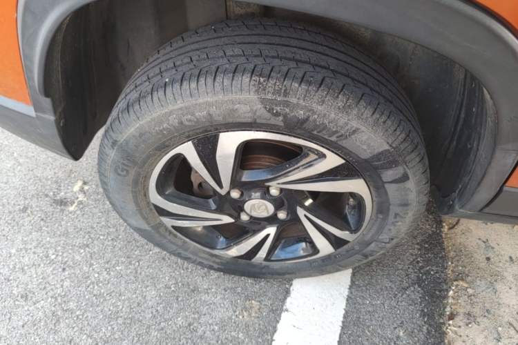 Used Baojun 510 2017 1.5L Manual Luxury Model Right Rear Wheel Hub