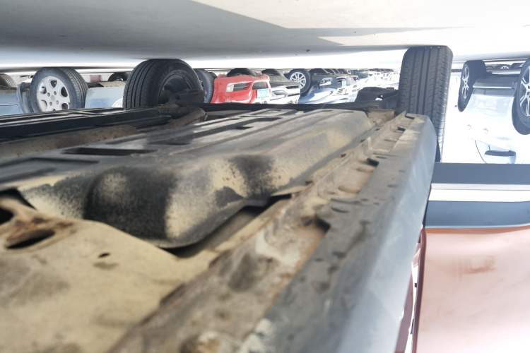Used Baojun 510 2017 1.5L Manual Luxury Model Right Side Sill