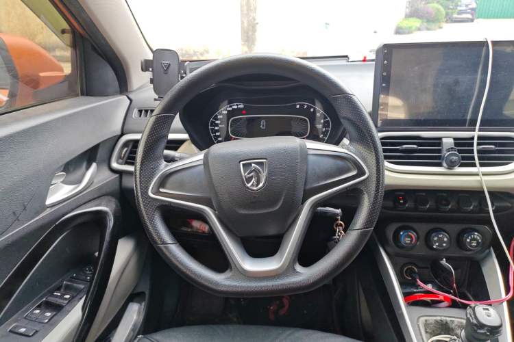 Used Baojun 510 2017 1.5L manual Comfort trim Steering Wheel