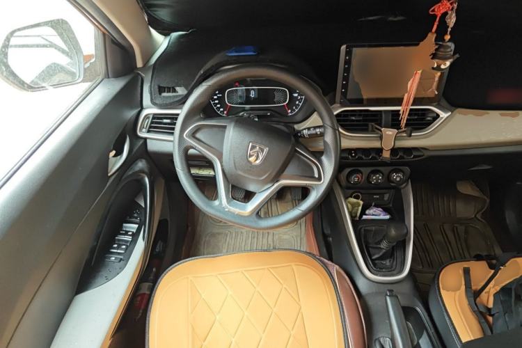 Used Baojun 510 2017 1.5L manual Comfort trim Steering Wheel