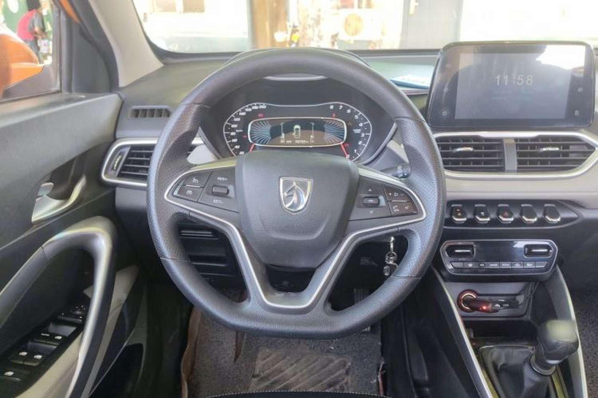 Used Baojun 510 2017 1.5L Manual Fashion Model Steering Wheel