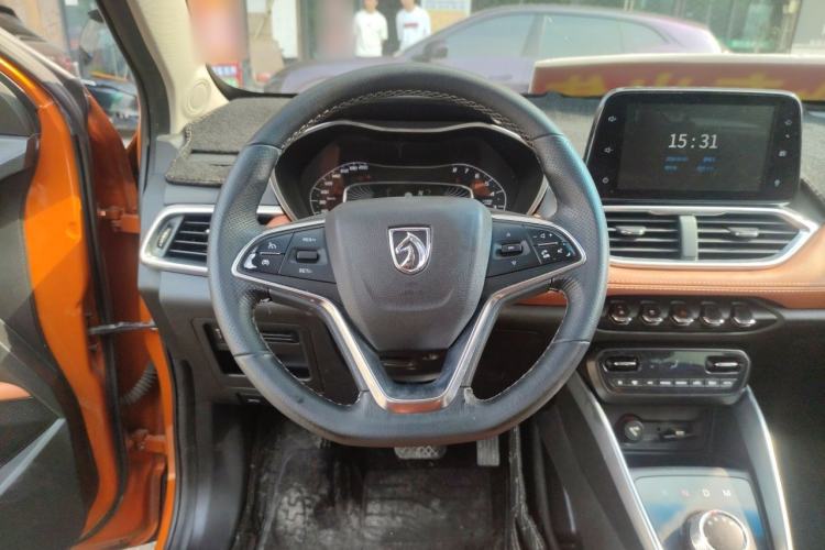 Used Baojun 510 2017 1.5L Automatic Luxury Model Steering Wheel
