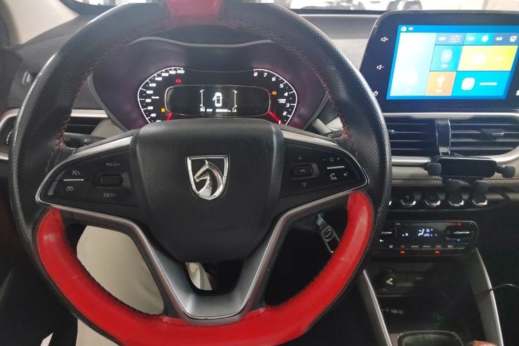 Used Baojun 510 2017 1.5L Manual Fashion Model Steering Wheel