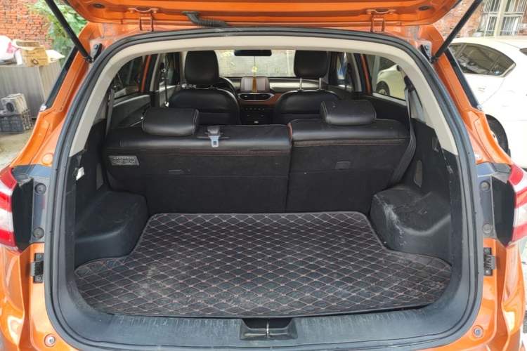Used Baojun 510 2017 1.5L Manual Luxury Model Trunk