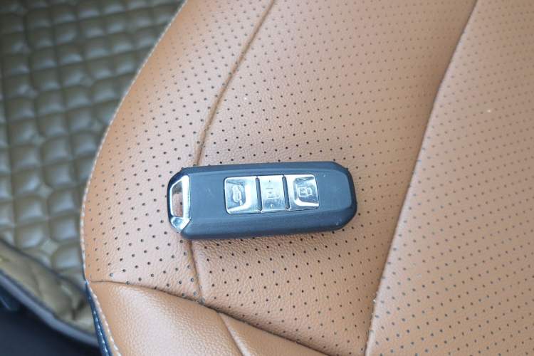 Used Baojun 510 2017 1.5L Manual Luxury Model Vehicle Key
