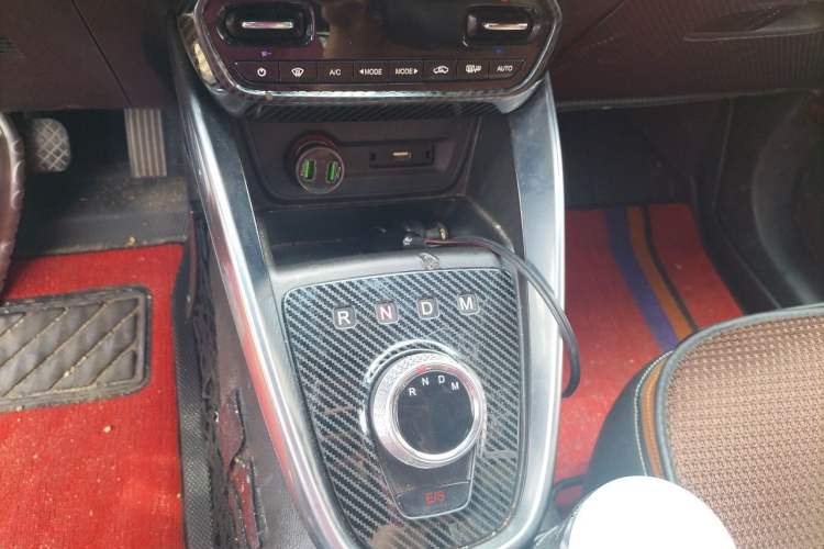 Used Baojun 510 2018 1.5L Automatic Anniversary Special Edition China V Gear Lever