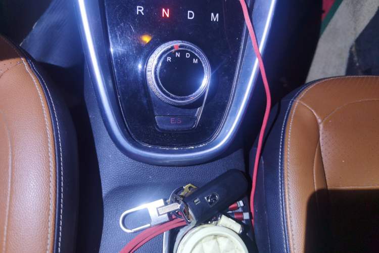 Used Baojun 510 2018 1.5L Automatic Anniversary Special Edition China V Gear Lever