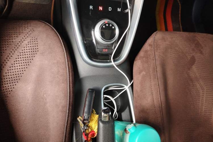 Used Baojun 510 2018 1.5L Automatic Anniversary Special Edition China V Gear Lever