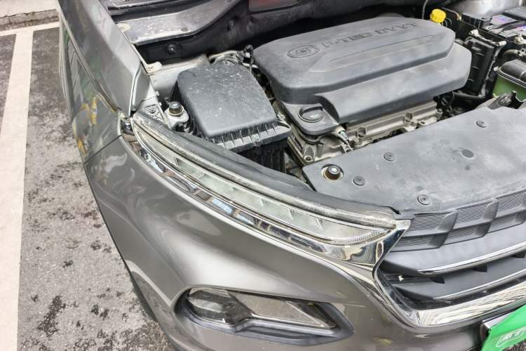 Used Baojun 510 2018 1.5L Automatic Anniversary Special Edition China V Right Front Headlight