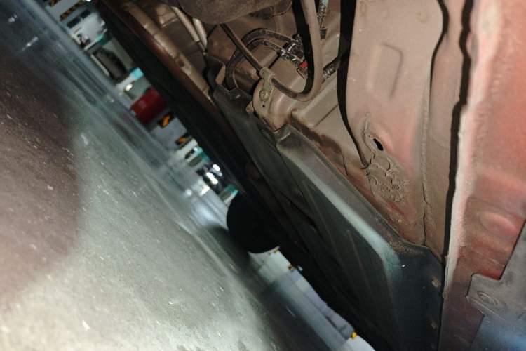 Used Baojun 510 2018 1.5L Automatic Anniversary Special Edition China V Chassis Rear Right