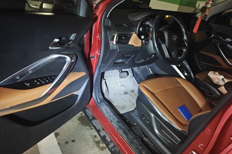 Used Baojun 510 2018 1.5L Automatic Anniversary Special Edition China V Driver Seat