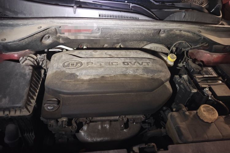 Used Baojun 510 2018 1.5L Automatic Anniversary Special Edition China V Engine Bay