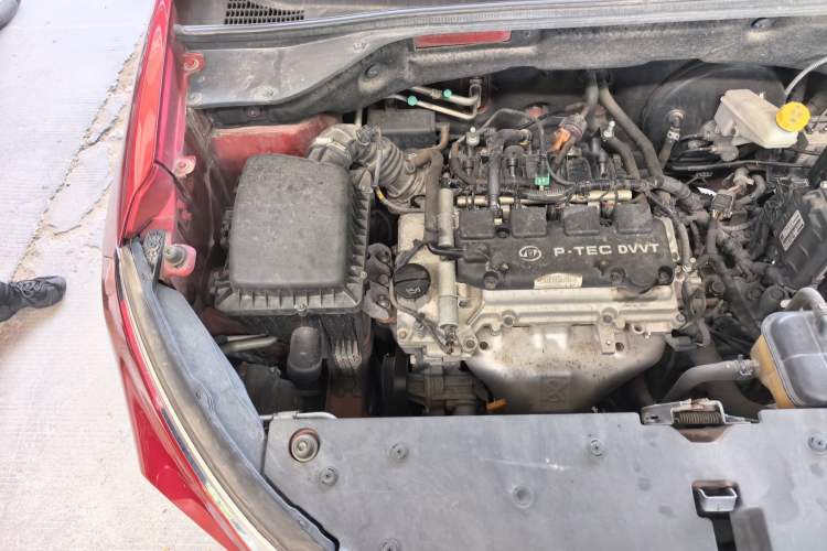 Used Baojun 510 2018 1.5L Automatic Anniversary Special Edition China V Engine Bay Right