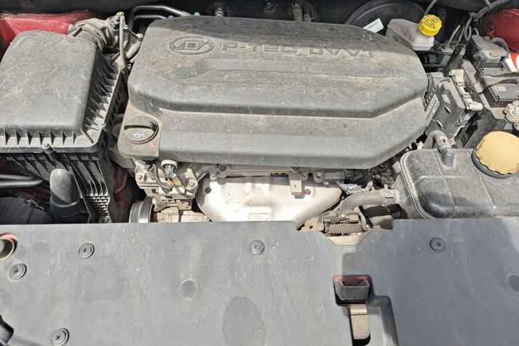 Used Baojun 510 2018 1.5L Automatic Anniversary Special Edition China V Engine Bay