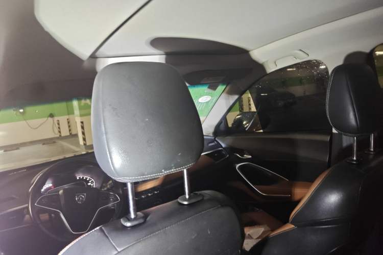 Used Baojun 510 2018 1.5L Automatic Anniversary Special Edition China V Headliner