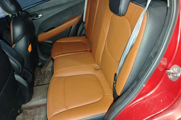 Used Baojun 510 2018 1.5L Automatic Anniversary Special Edition China V Left Rear Seat