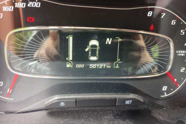 Used Baojun 510 2018 1.5L Automatic Anniversary Special Edition China V Odometer Close Up