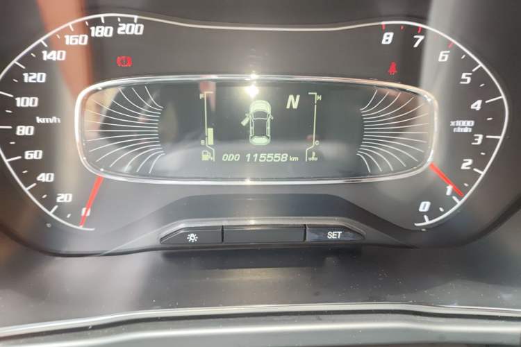 Used Baojun 510 2018 1.5L Automatic Anniversary Special Edition China V Odometer Close Up