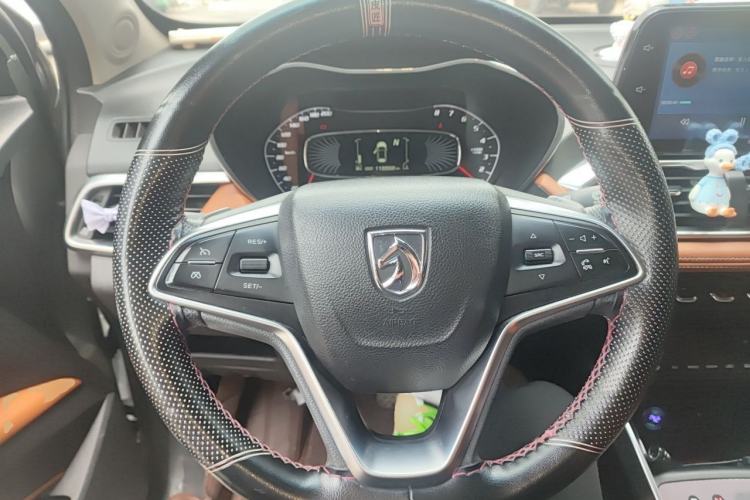 Used Baojun 510 2018 1.5L Automatic Anniversary Special Edition China V Steering Wheel