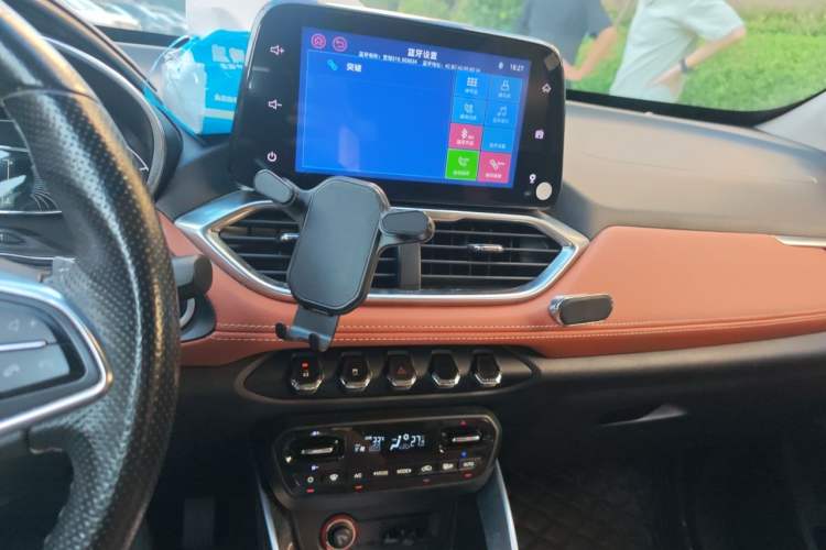 Used Baojun 510 2018 1.5L Automatic Anniversary Special Edition China V Audio And AC Panel