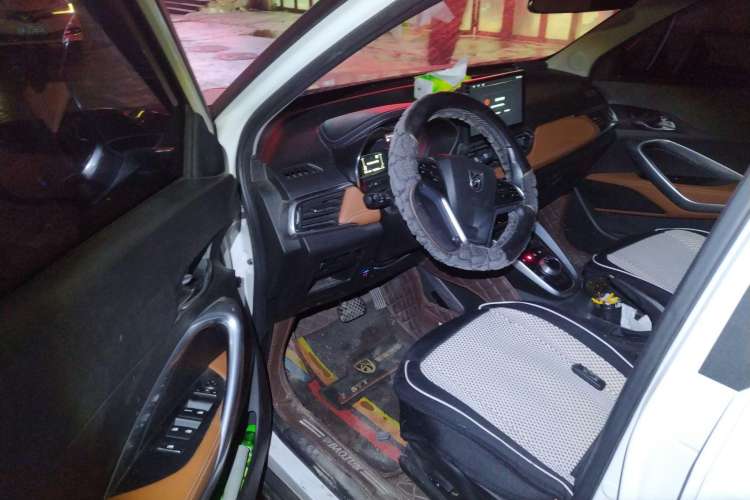 Used Baojun 510 2018 1.5L Automatic Anniversary Special Edition China V Driver Seat