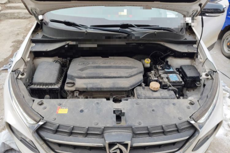 Used Baojun 510 2018 1.5L Automatic Anniversary Special Edition China V Engine Bay