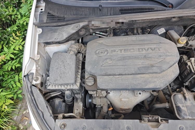 Used Baojun 510 2018 1.5L Automatic Anniversary Special Edition China V Engine Bay Right