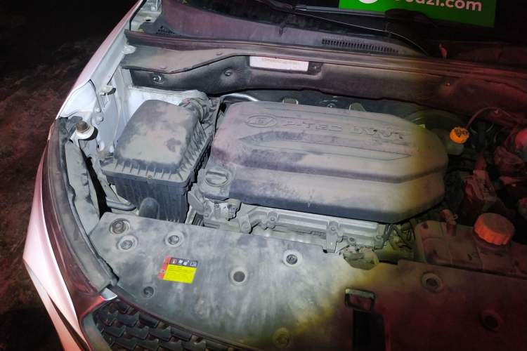 Used Baojun 510 2018 1.5L Automatic Anniversary Special Edition China V Engine Bay Right