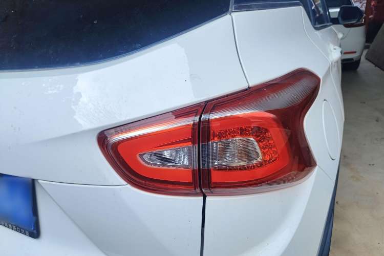 Used Baojun 510 2018 1.5L Automatic Anniversary Special Edition China V Exterior 4