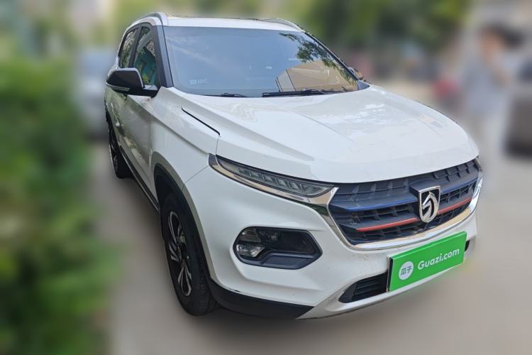 Used Baojun 510 2018 1.5L Automatic Anniversary Special Edition China V Front Right 45 Deg