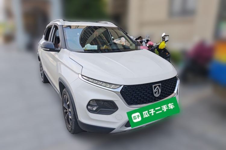 Used Baojun 510 2018 1.5L Automatic Anniversary Special Edition China V Front Right 45 Deg