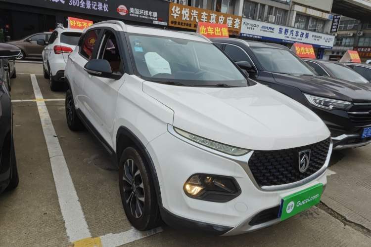 Used Baojun 510 2018 1.5L Automatic Anniversary Special Edition China V Front Right 45 Deg
