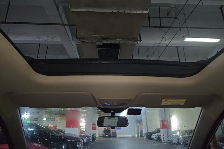 Used Baojun 510 2018 1.5L Automatic Anniversary Special Edition China V Headliner