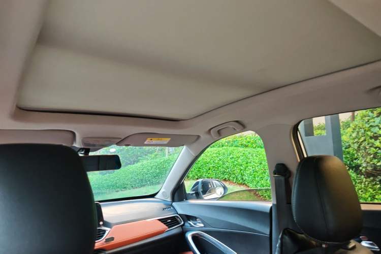 Used Baojun 510 2018 1.5L Automatic Anniversary Special Edition China V Headliner