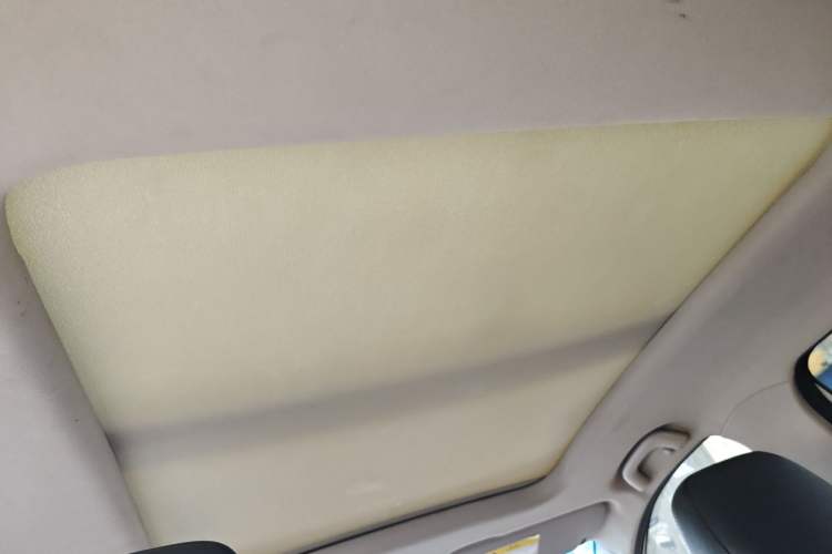 Used Baojun 510 2018 1.5L Automatic Anniversary Special Edition China V Headliner