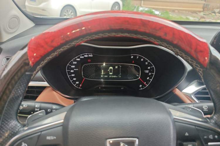 Used Baojun 510 2018 1.5L Automatic Anniversary Special Edition China V Instrument Cluster