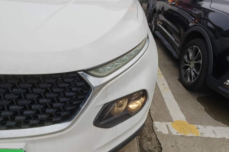 Used Baojun 510 2018 1.5L Automatic Anniversary Special Edition China V Left Front Headlight