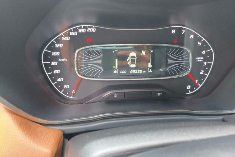 Used Baojun 510 2018 1.5L Automatic Anniversary Special Edition China V Odometer Close Up