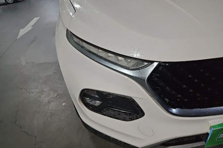 Used Baojun 510 2018 1.5L Automatic Anniversary Special Edition China V Right Front Headlight