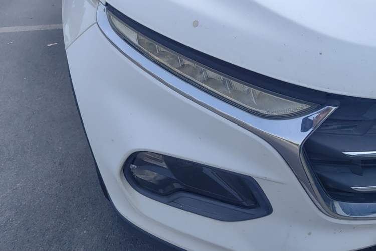 Used Baojun 510 2018 1.5L Automatic Anniversary Special Edition China V Right Front Headlight