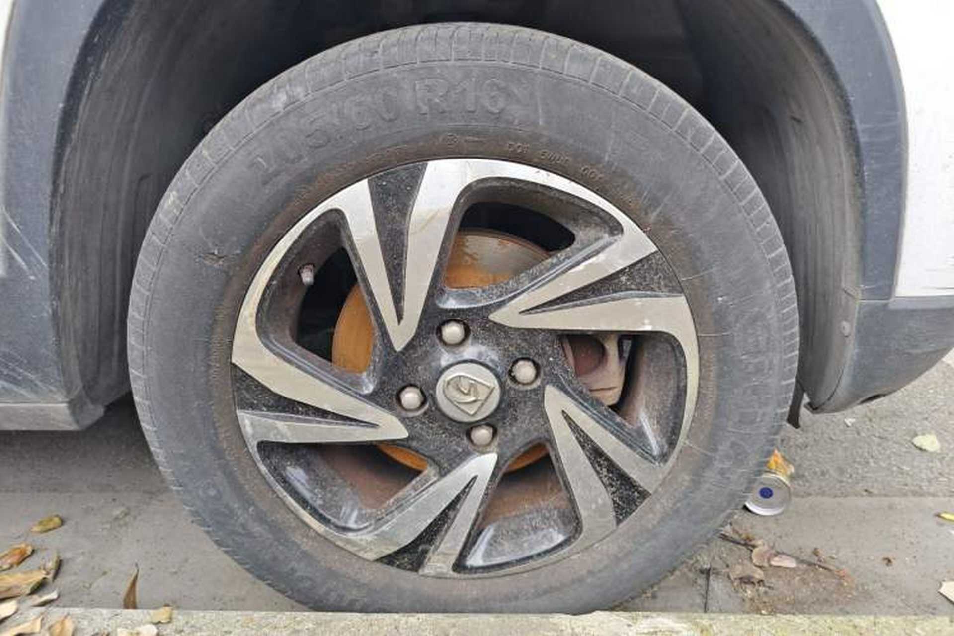 Used Baojun 510 2018 1.5L Automatic Anniversary Special Edition China V Right Front Wheel Hub
