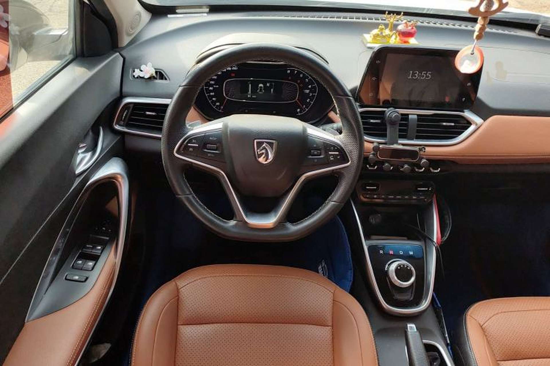 Used Baojun 510 2018 1.5L Automatic Anniversary Special Edition China V Steering Wheel