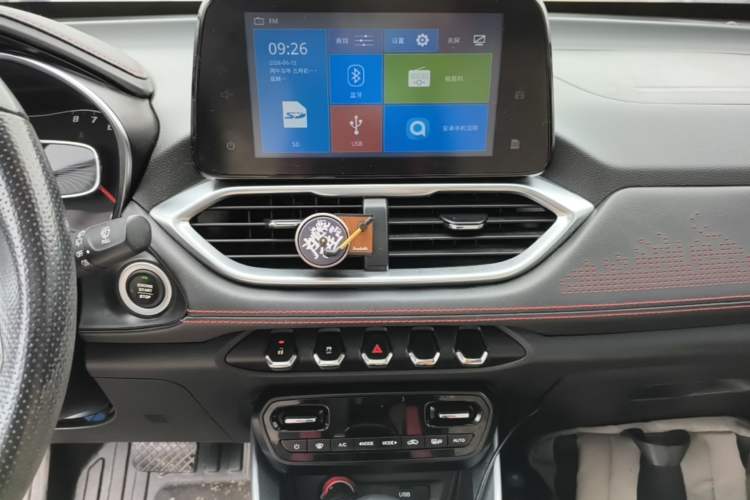 Used Baojun 510 2019 1.5L CVT Enjoyment Model China VI Emission Standard Audio And AC Panel